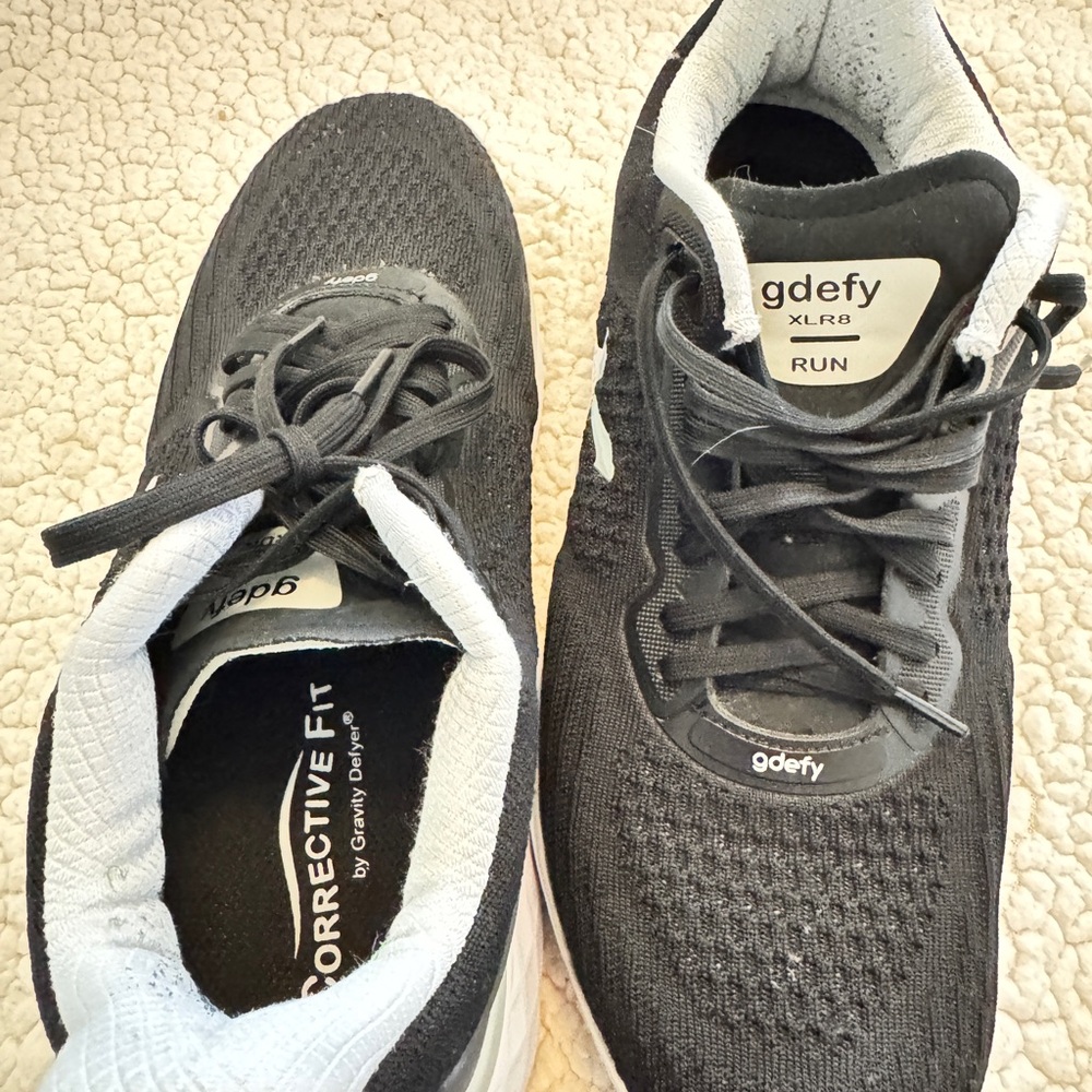 Men's Black Running Shoes